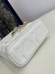 Dior Medium Lady D-Joy Bag Latte Graphic Cannage Calfskin White Size 26 x 6 x 14 cm - 4