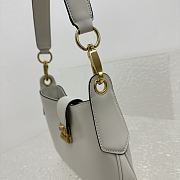 Miu Miu Leather Hobo Handbag White Size 28 x 15 x 4 cm - 5