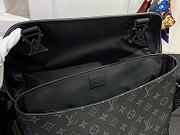 Louis Vuitton Messenger Voyager M25121 Black Flower Size 33 x 22.5 x 11 cm - 4