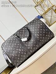 Louis Vuitton Keepall Bandoulière 50 M11596 Size 50 x 29 x 23 cm - 3