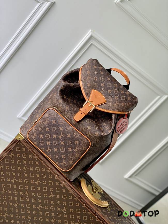 Louis Vuitton M11540 Montsouris Backpack Size 32 x 40 x 19 cm - 1