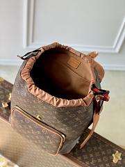 Louis Vuitton M11540 Montsouris Backpack Size 32 x 40 x 19 cm - 2