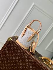 Louis Vuitton M12317 Nano Bucket Bag Size 13 × 17 × 9 cm - 2