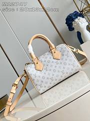 Louis Vuitton M12747 Speedy Bandoulière 20 Size 20.5 x 13.5 x 12 cm - 1