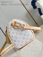 Louis Vuitton M12747 Speedy Bandoulière 20 Size 20.5 x 13.5 x 12 cm - 4