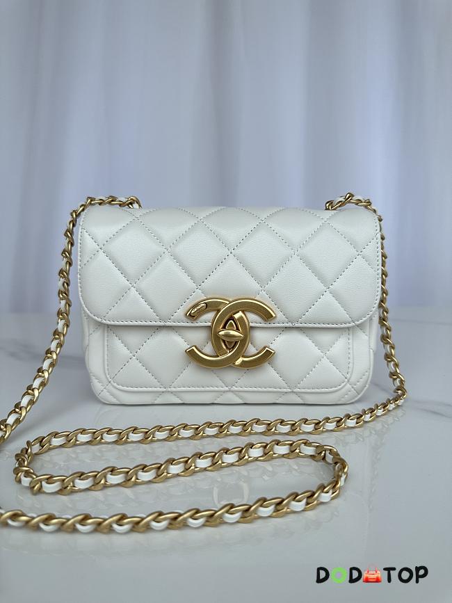 Chanel Mini Flap Bag White AS5026 Size 20 x 8 x 11 cm - 1