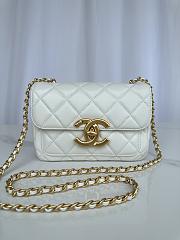 Chanel Mini Flap Bag White AS5026 Size 20 x 8 x 11 cm - 1