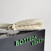 Bottega Veneta Gemelli Messenger Bag White Size 26 x 15 x 8 cm - 6