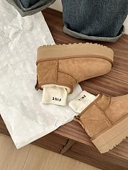 UGG Boots - 5