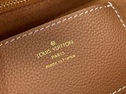 Louis Vuitton Soft Twist Bag M24640 Brown Size 27 x 19 x 9 cm - 3