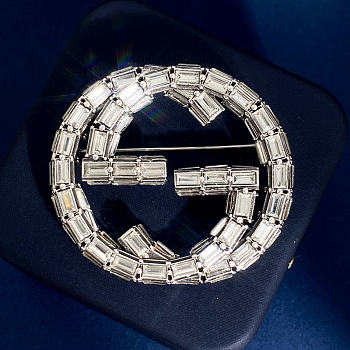 Gucci Interlocking G crystal-embellished Brooch