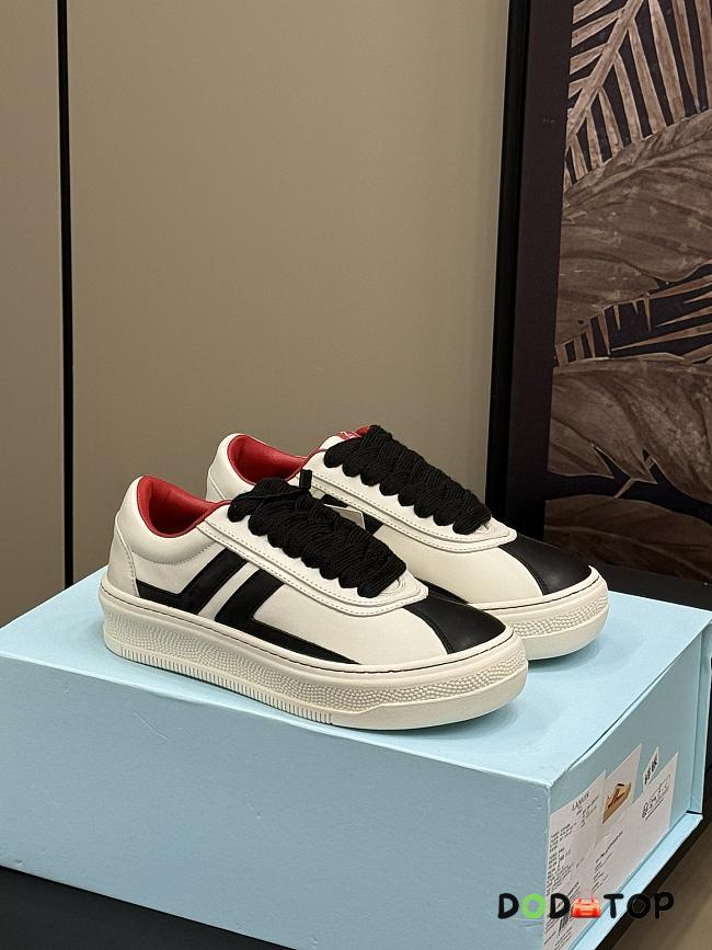 Lavin Sneakers - 1