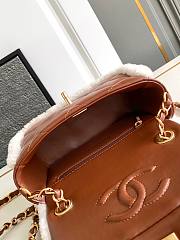 Chanel Winter Bag Brown Size 12 x 18 x 6 cm - 4