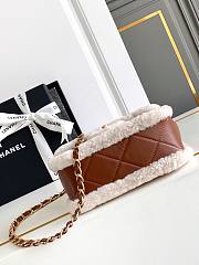 Chanel Winter Bag Brown Size 12 x 18 x 6 cm - 3