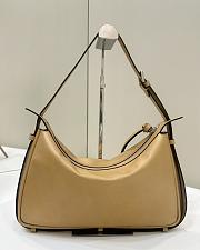 Fendi Single Shoulder Crossbody Bag 01 33 x 5 x 20 cm - 2