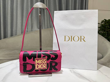 Dior Miss Dior Flap Bag Pink Size 22 x 11 x 6 cm