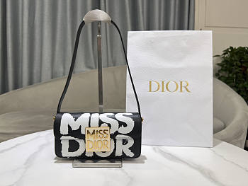 Dior Miss Dior Flap Bag Black Size 22 x 11 x 6 cm