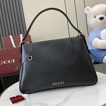 Gucci GG Emblem Medium Tote Bag Black Size 37 x 23 x 8 cm