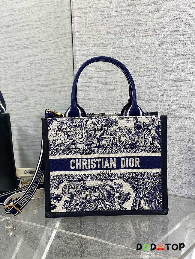 Dior Book Tote Small Blue Tiger Size 26 x 12 x 21 cm - 1