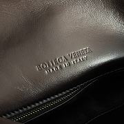 Bottega Veneta Large Liberta Brown Size 30 x 20 x 8 cm - 2