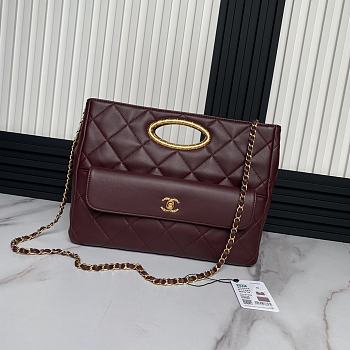 Chanel Clutch Lambskin & Gold-Tone Metal Red Size 24 × 34 × 8 cm