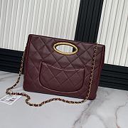 Chanel Clutch Lambskin & Gold-Tone Metal Red Size 24 × 34 × 8 cm - 4