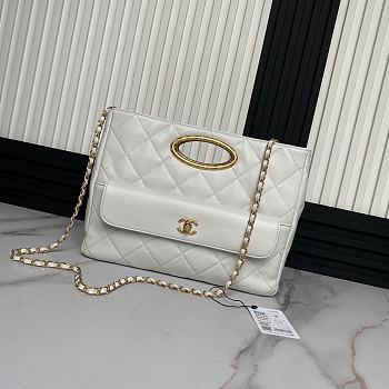 Chanel Clutch Lambskin & Gold-Tone Metal White Size 24 × 34 × 8 cm