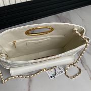 Chanel Clutch Lambskin & Gold-Tone Metal White Size 24 × 34 × 8 cm - 6