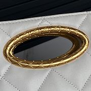 Chanel Clutch Lambskin & Gold-Tone Metal White Size 24 × 34 × 8 cm - 3