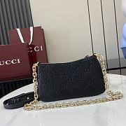 Gucci Emblem Mini Handbag Black Size 23 x 12 x 2 cm - 6