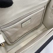 Gucci Hook-And-Loop Small Tote Bag White Size 24 x 17.5 x 8.5 cm - 3