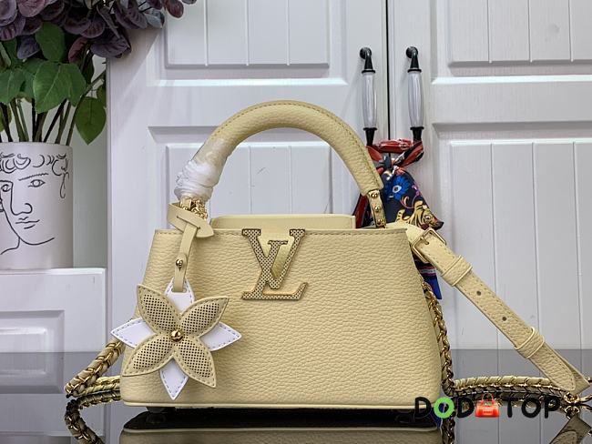 Louis Vuitton Capucines East-West Mini Bag M11351 Yellow Size 12 x 8 x 22 cm - 1