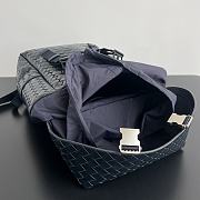 Bottega Veneta Intrecciato Flap Backpack Space Size 38 x 26 x 15 cm - 3