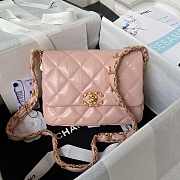 Chanel 19 Mini Flap Light Pink Size 20 cm - 1