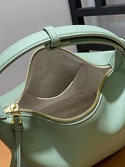 Loewe Cubi Leather Bag Green Size 21 x 17 x 12.5 cm - 3