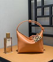 Loewe Cubi Leather Bag Orange Size 21 x 17 x 12.5 cm - 1