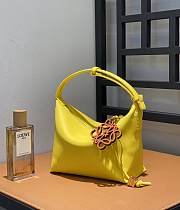 Loewe Cubi Leather Bag Yellow Size 21 x 17 x 12.5 cm - 6