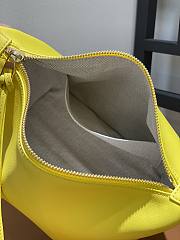 Loewe Cubi Leather Bag Yellow Size 21 x 17 x 12.5 cm - 4