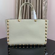 Valentino Garavani Rockstud Tote White Size 40 × 27 × 20 cm - 3