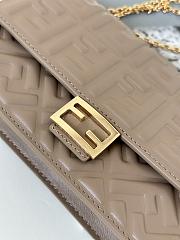 Fendi Baguette Chain Wallet Brown Size 21 x 5 x 11.5 cm - 2