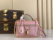 Louis Vuitton Vanity Chain Pouch Pink Ostrich Size 19 x 11.5 x 6.5 cm - 1