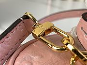 Louis Vuitton Vanity Chain Pouch Pink Ostrich Size 19 x 11.5 x 6.5 cm - 4