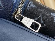 Louis Vuitton Discovery Small Backpack M11544 Blue Size 29 x 38 x 21 cm - 2