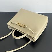 Bottega Veneta Andiamo Small Handbag Light Cream Yellow Size 25 x 22 x 10 cm - 4