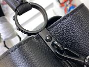 Louis Vuitton Capucines BB Handbag M25255 Black Size 17.3 x 9 x 27 cm - 4