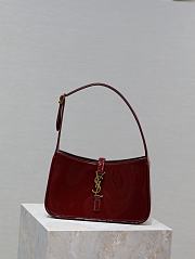 YSL Le5A7 Bag Red Patent Leather Size 25 x 14 x 6 cm - 1