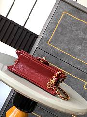 Chanel CF Caviar Gold Coin Burgundy Size 13 x 17.5 x 6 cm - 4