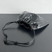 Bottega Veneta Medium Dustbag Black Size 32 x 23 cm - 5