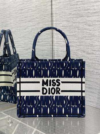 Dior Small Book Tote Blue And White Size 26 x 8 x 22 cm