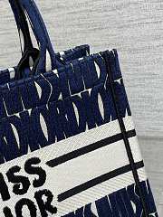 Dior Small Book Tote Blue And White Size 26 x 8 x 22 cm - 2